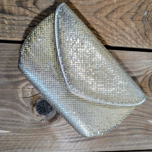 Vintage Whiting & Davis Silver Mesh Clutch - Picture 1 of 6